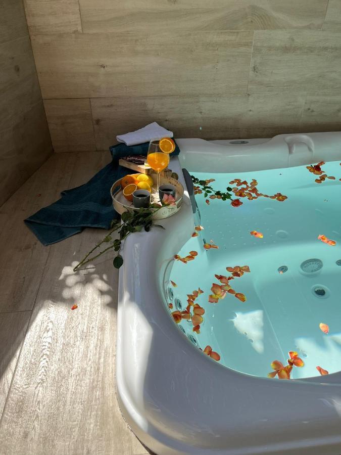 Romantic Apartments ชิเบนิก ภายนอก รูปภาพ