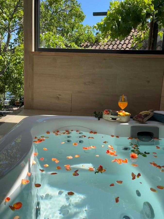 Romantic Apartments ชิเบนิก ภายนอก รูปภาพ